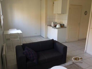  Appartement à louer 1 pièce 25 m²
