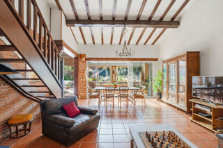  Maison à vendre 10 pièces 328 m²