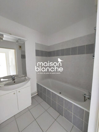  Appartement  vendre 2 pices 45 m