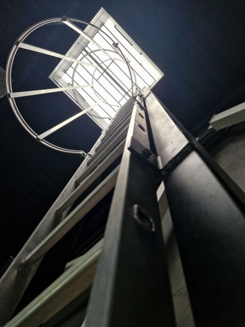 AURAY - Local d'activit&eacute;s NEUF de 920 m&sup2; LOU&Eacute; 1472750 56400 Pluneret