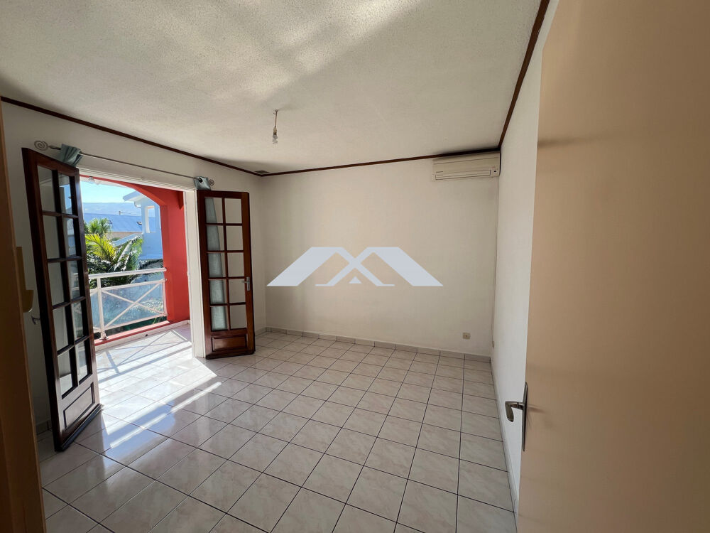 MAISON F4 RAVINE DES CABRIS