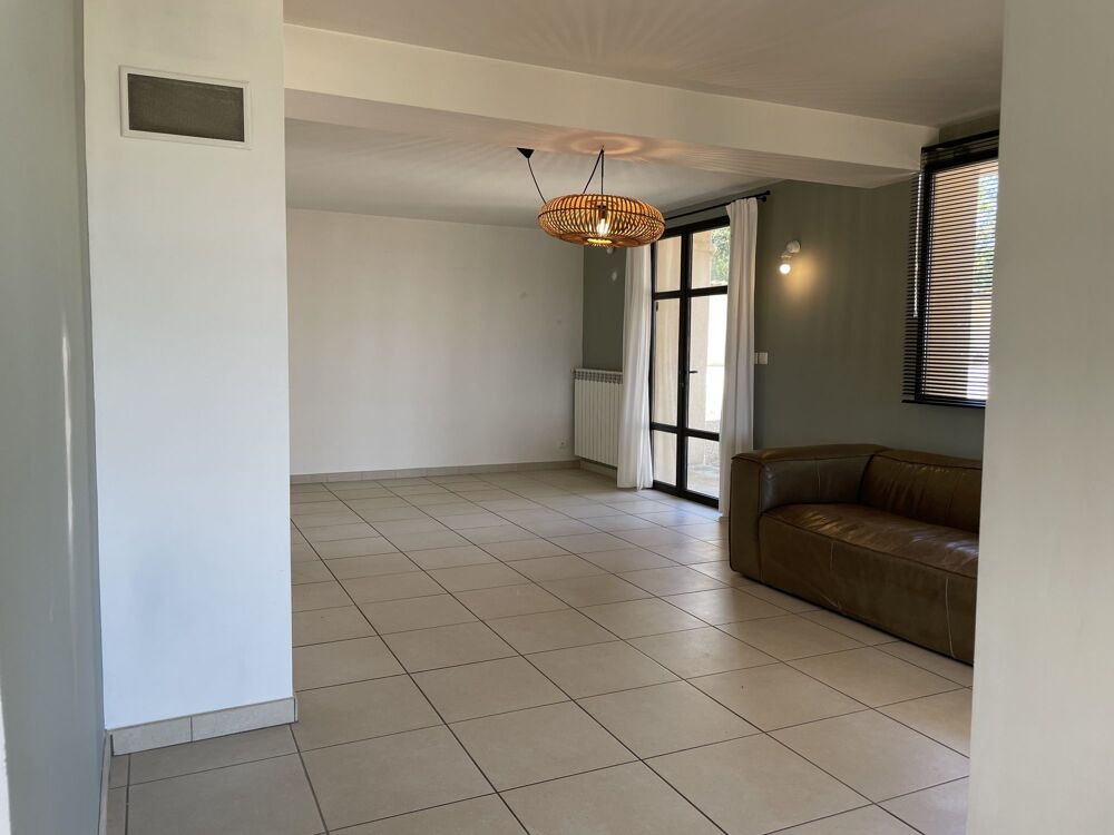 � vendre  Maison P�zenas (34120)