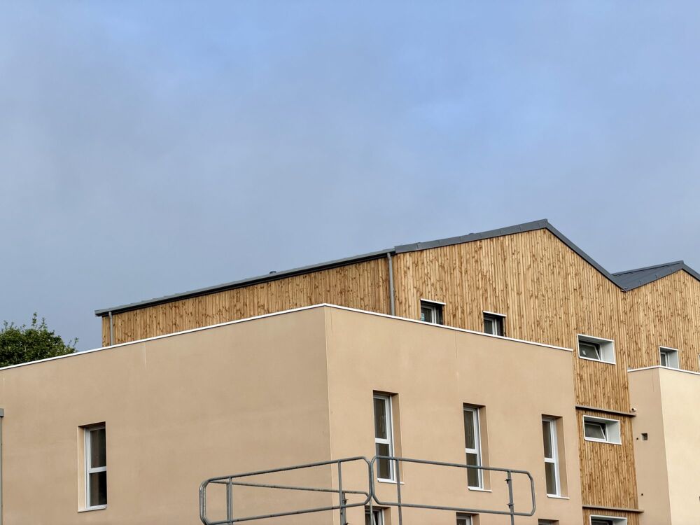 Superbe T4 dernier étage sud ouest/terrasse 23m2