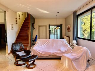 Vente Maison MONTAYRAL: Maison familiale de caractère sur plus d'1 hectare d Lot-et-garonne