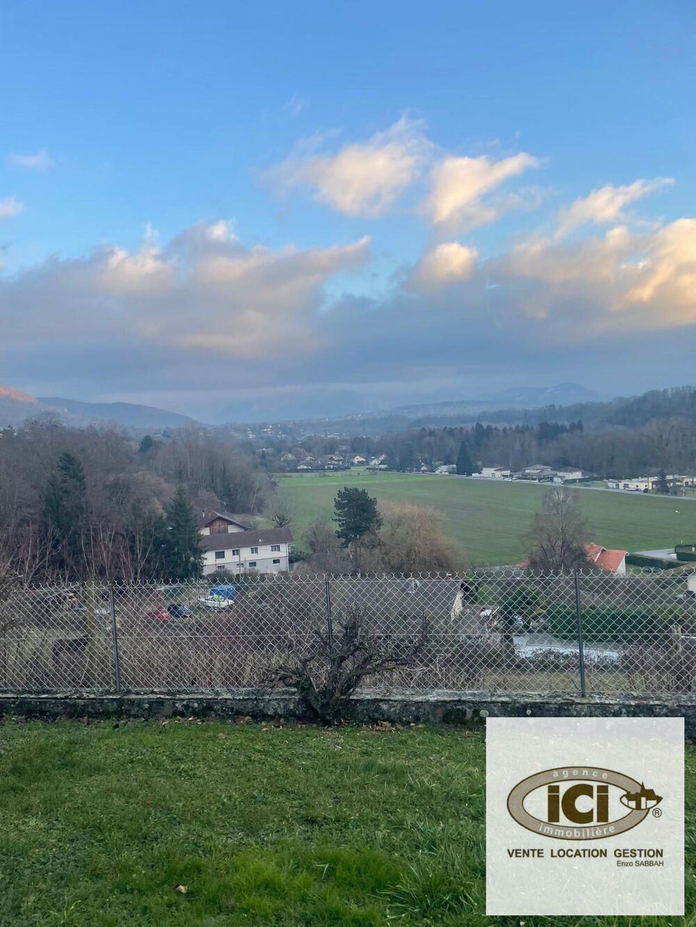 � vendre  Maison Cranves-Sales (74380)