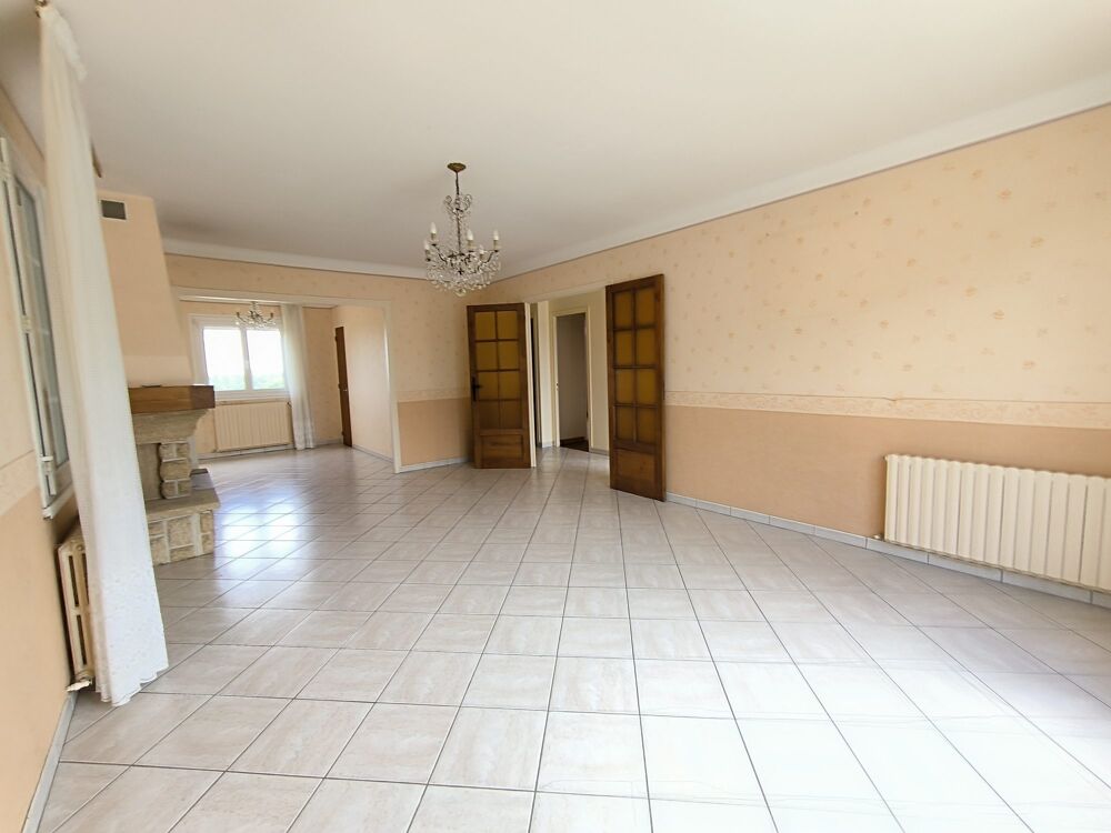 PLAIN PIED EN BOURG