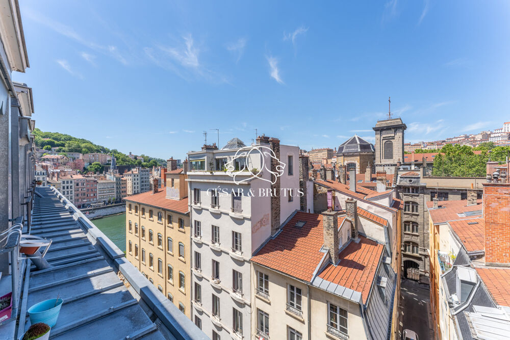 Appartement en dernier étage avec vue dégagée