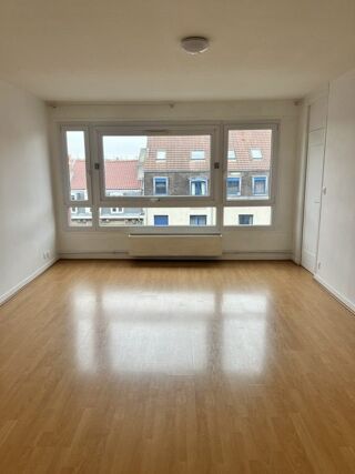  Appartement à louer 2 pièces 48 m²