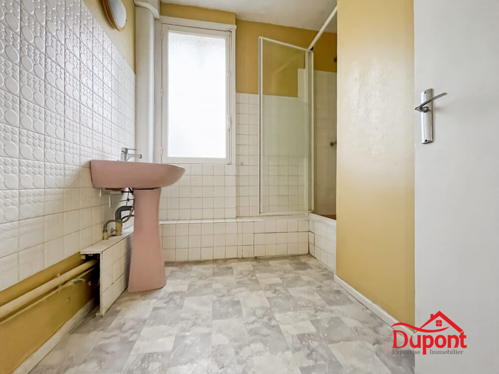 Appartement 3 chambres, balcon, cave quartier Remicourt Saint Qu