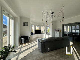  Maison  vendre 7 pices 180 m