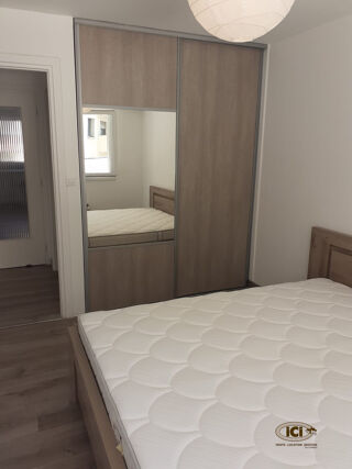  Appartement à louer 3 pièces 60 m²