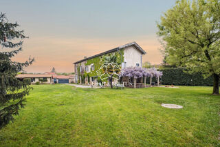  Maison  vendre 7 pices 265 m