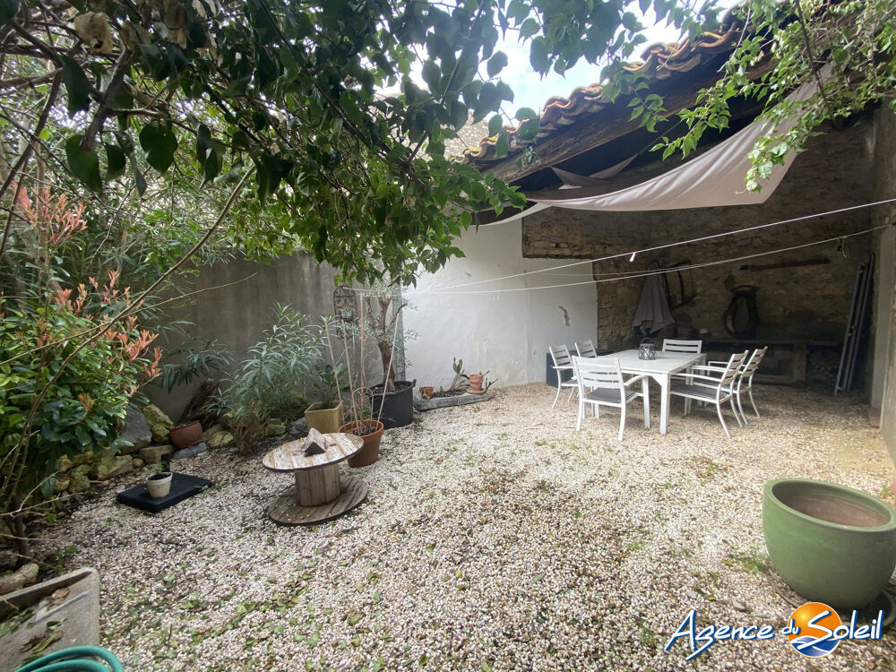 MAISON AVEC COUR