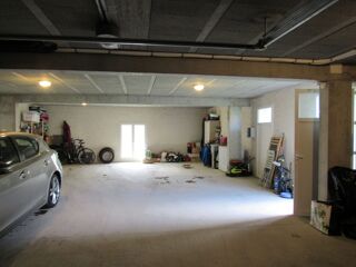  Immeuble � vendre 147 m�