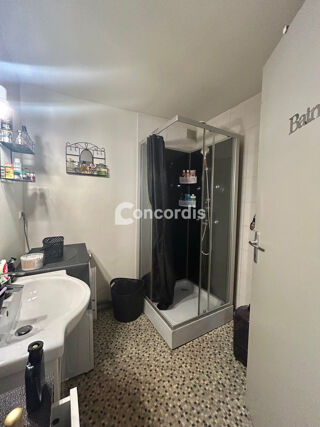  Immeuble � vendre 240 m�