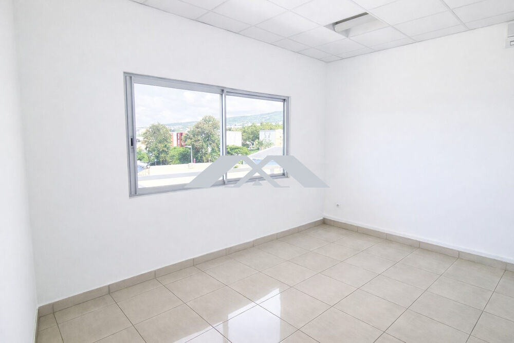   Local 380 m² Saint Denis Saint-denis