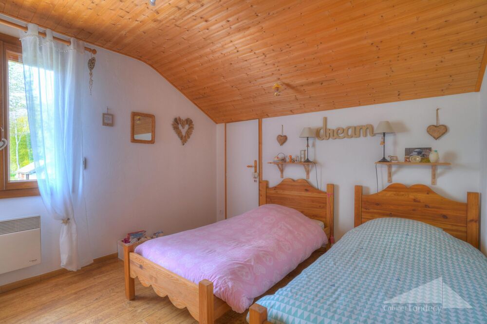 � vendre  Maison Challex (01630)