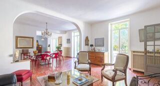  Maison � vendre 12 pi�ces 295 m�