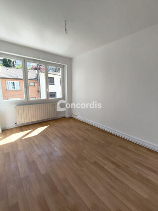  Appartement à louer 1 pièce 27 m²