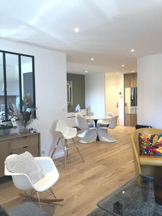  Appartement à louer 4 pièces 94 m²