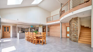  Maison  vendre 10 pices 1 m