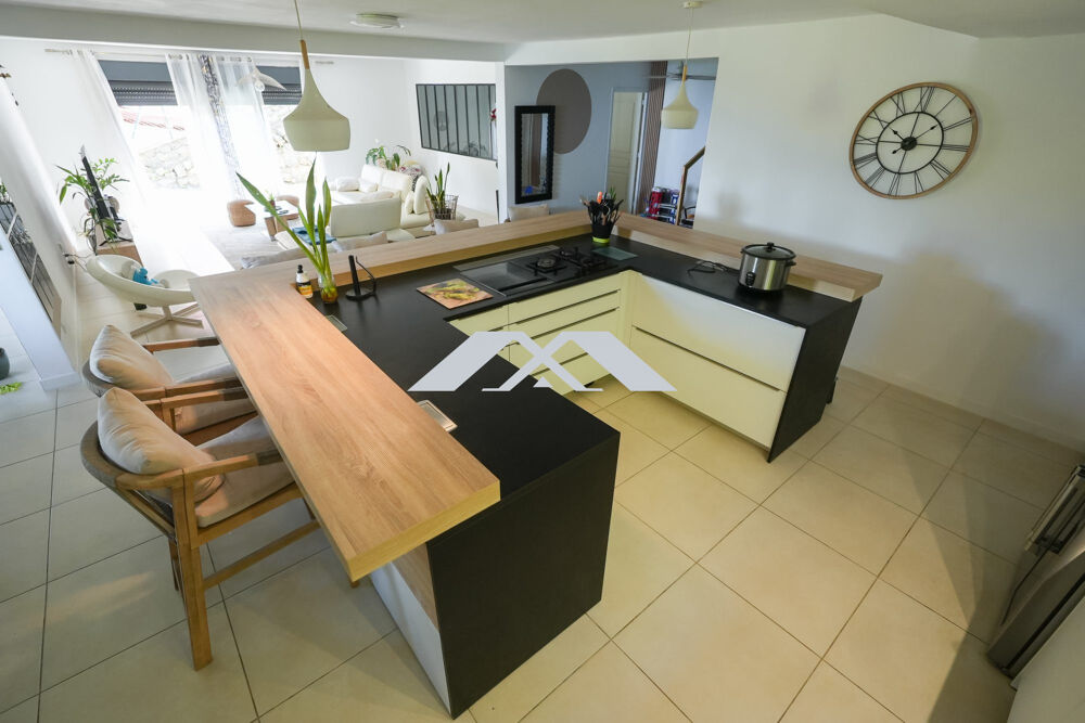 � vendre  Maison Les Trois-Bassins (97426)