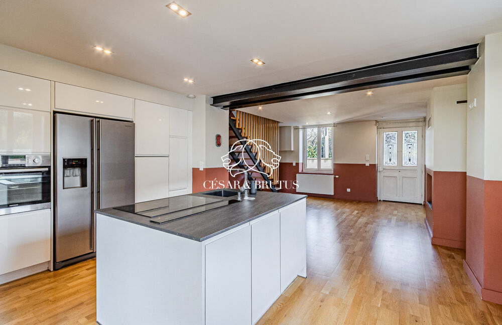  vendre  Maison Tassin-la-Demi-Lune (69160)