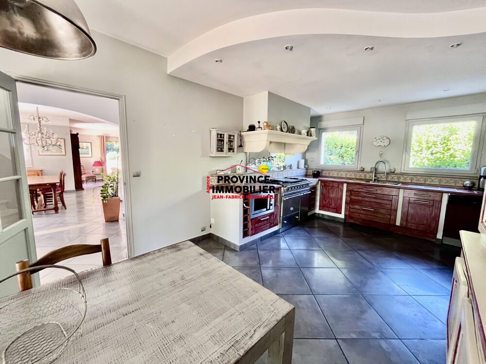 à vendre  Maison Suze-la-Rousse (26790)