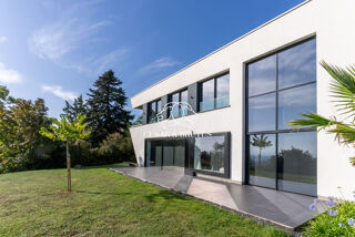  Maison à vendre 5 pièces 196 m²