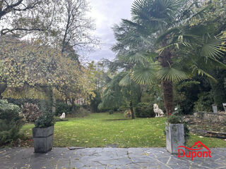  Maison � vendre 8 pi�ces 360 m�