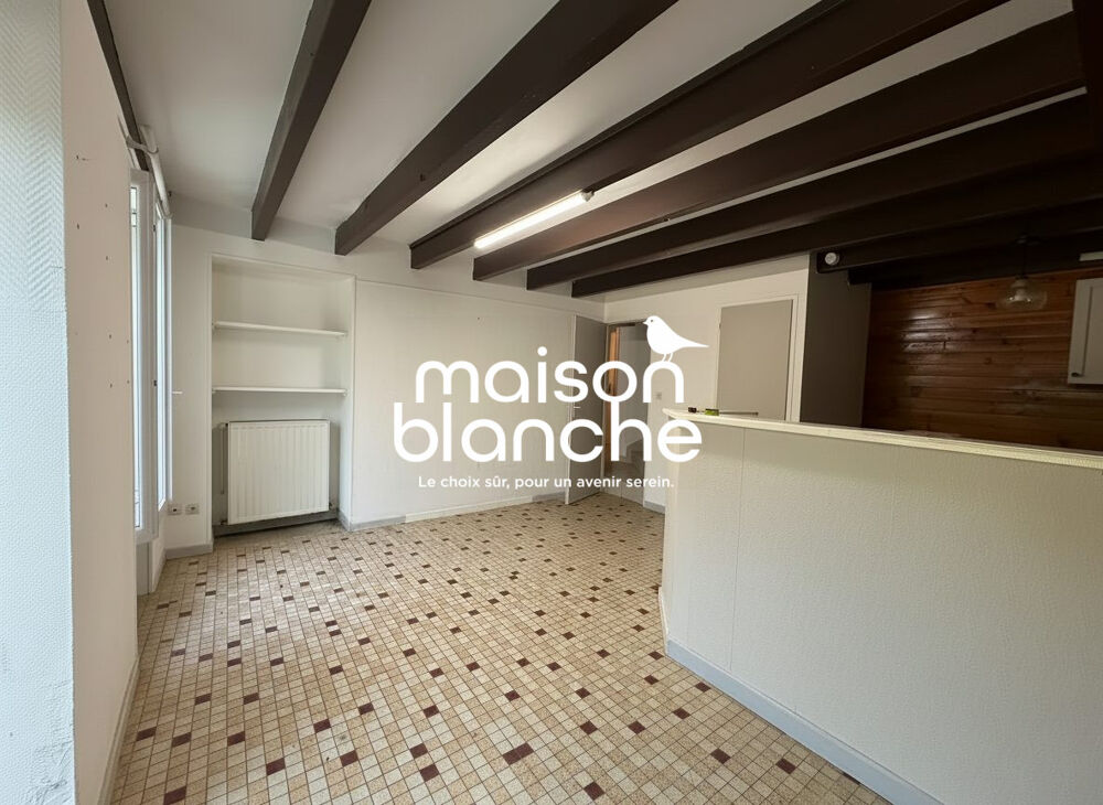 Location Maison Maison POUGNE HERISSON Pougne-hérisson