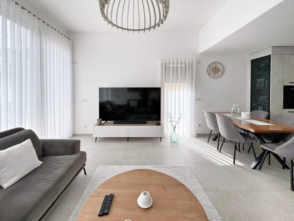 à vendre  Appartement Ferney-Voltaire (01210)