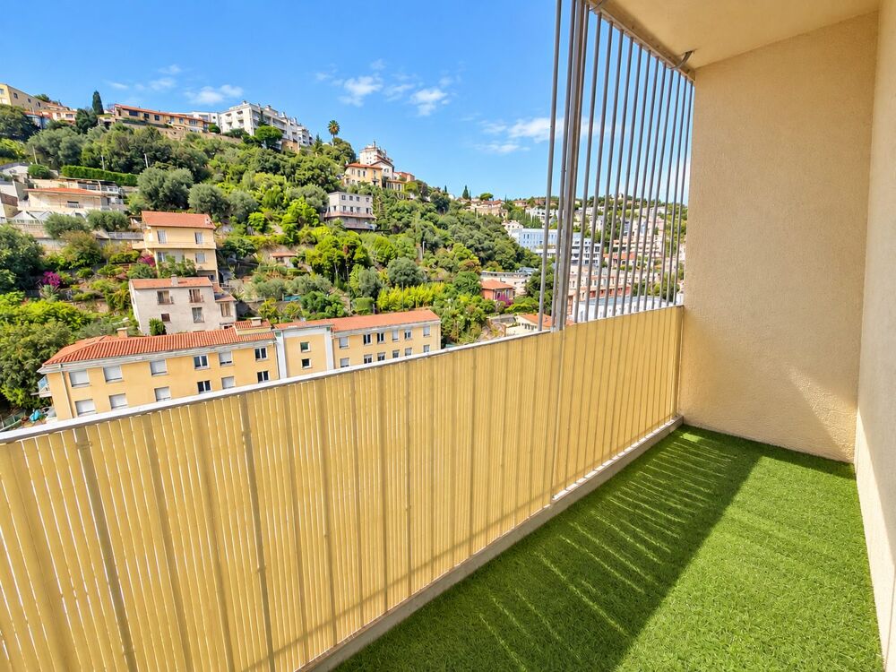 Location Appartement Nice Est Studio de 30 m² avec balcon, cave et parking collectif Nice