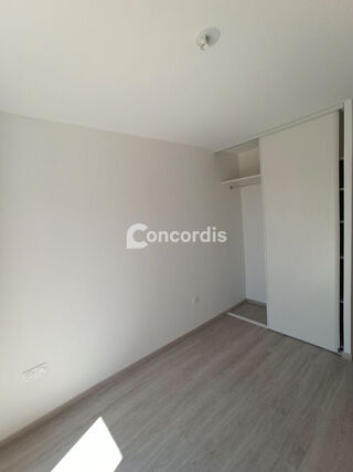  Appartement à louer 3 pièces 71 m²