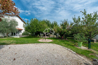  Maison à vendre 7 pièces 255 m²