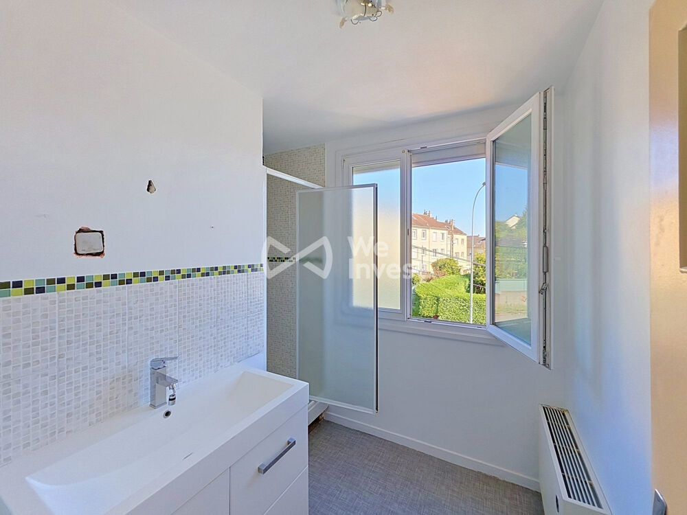 Maison 3 chambres avec garage et jardin  Le Mans, secteur Mad