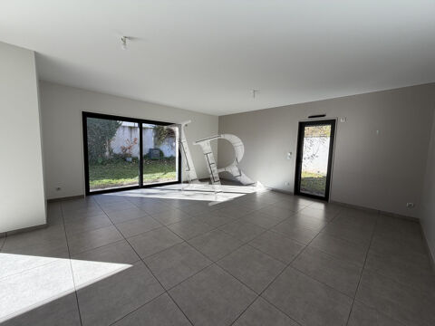  Appartement � louer 5 pi�ces 130 m�