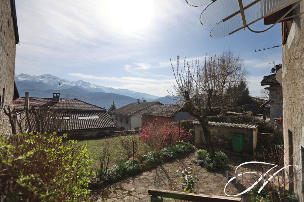 MAISON EN PIERRES