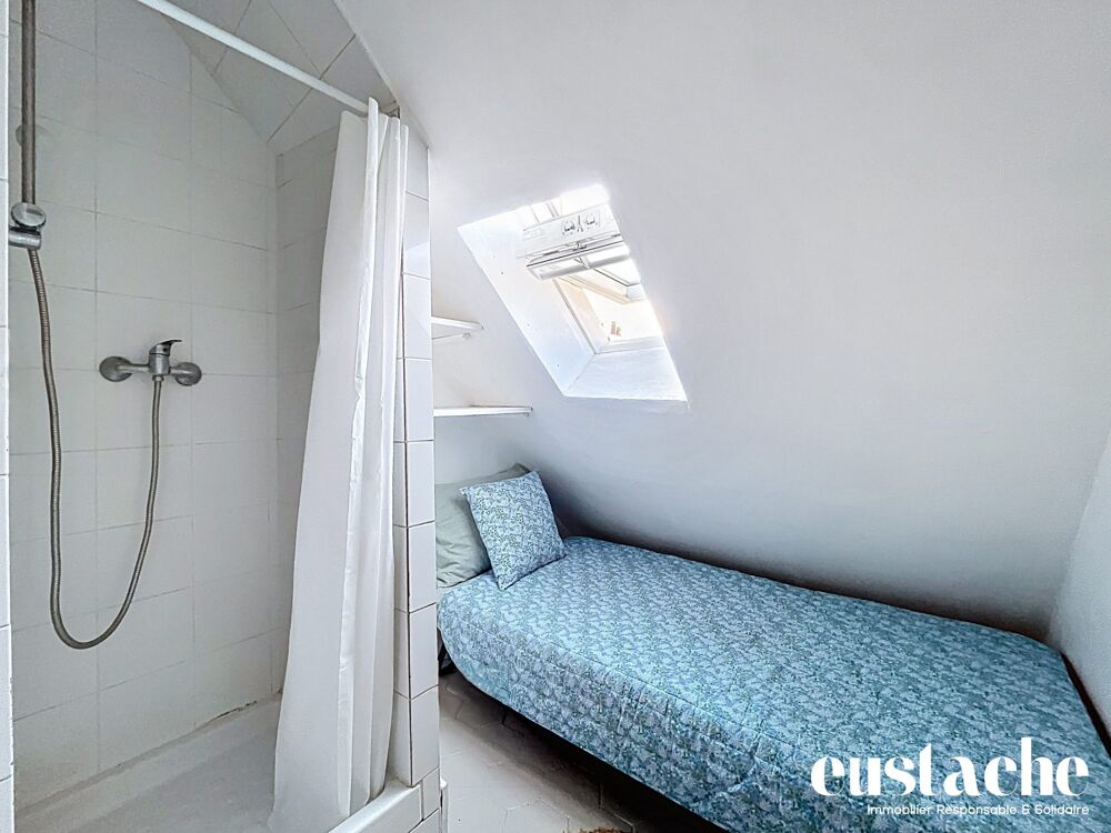 Vente Appartement Chambre de service au calme en dernier étage ! Paris 10