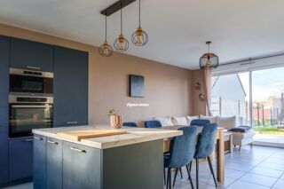 Maison 5 pièces 88 m² · à Saint-Antoine-du-Rocher · 88 m² · 258 000 €