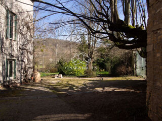  Maison  vendre 7 pices 270 m