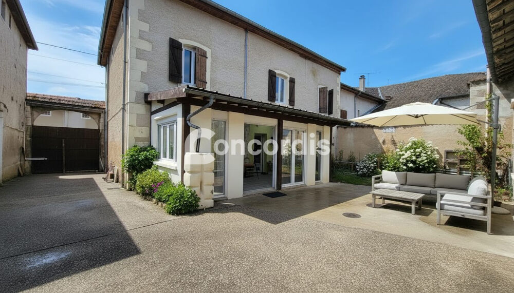 Maison 212 m² rénovée + dépendance