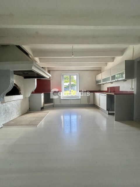   Maison Lorraine 7 pi�ces garage et jardin Maison - 7 pi�ce(s) - 157 m�