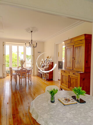  Maison � vendre 8 pi�ces 183 m�