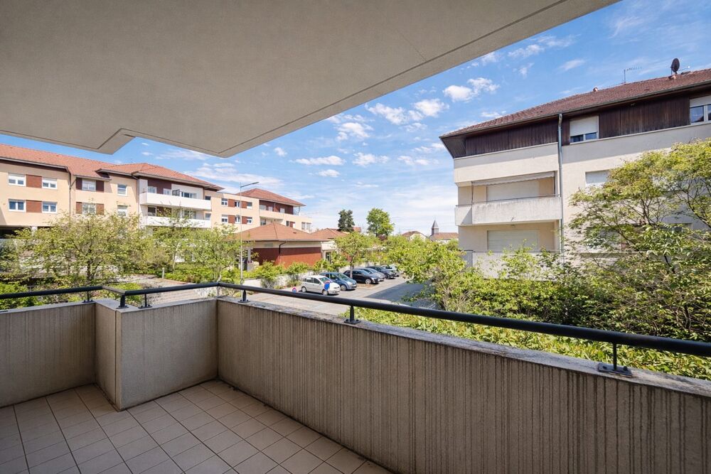 Vente Appartement Opportunité rare : T3 au centre de Prévessin Prévessin-moëns
