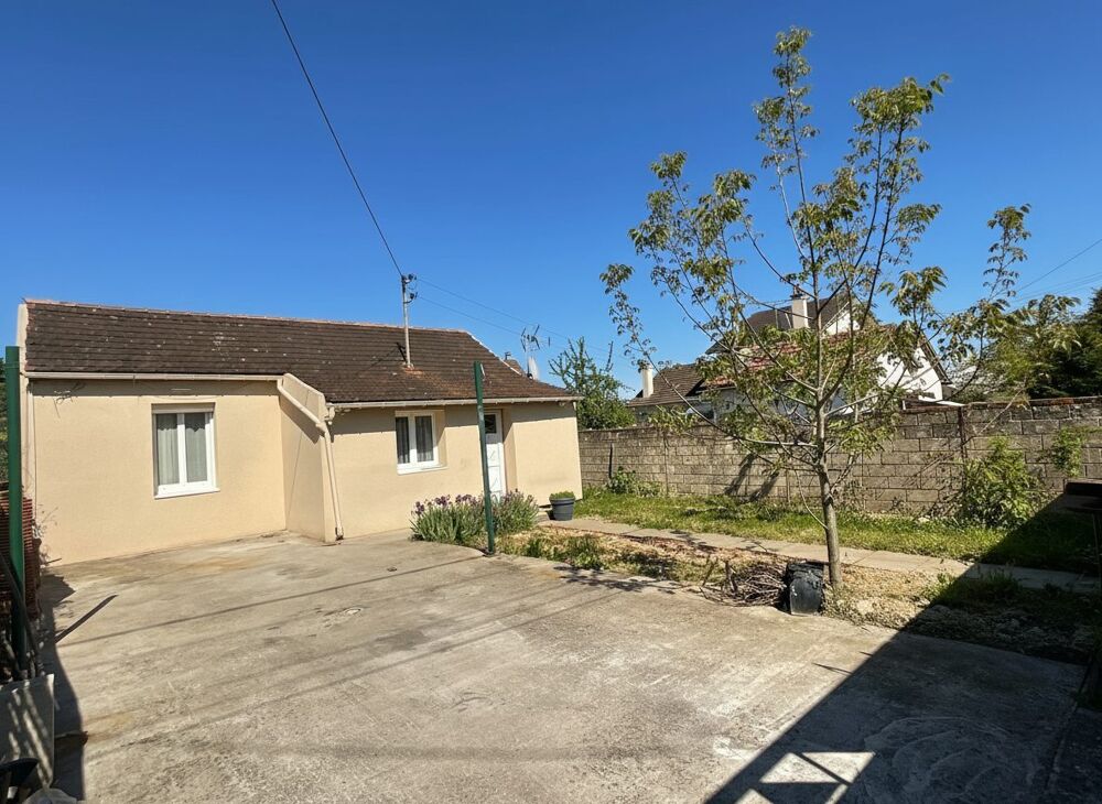 Maison de plain-pied 2 chambres avec jardin et dépendance
