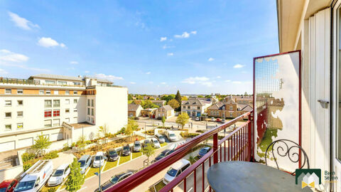   Grand appartement de 4/5 pi�ces avec balcon, cave et garage - C Appartement - 5 pi�ce(s) - 91 m�