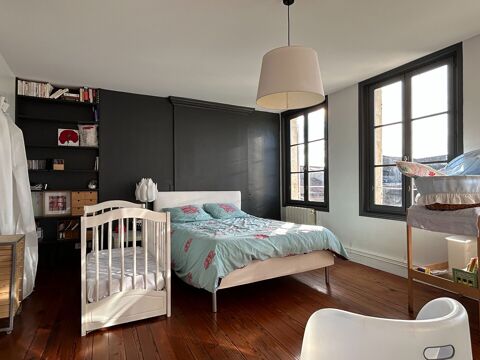 Vente Maison Maison Niort 10 pi�ce(s) 293.25 m2 Niort