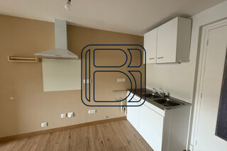  Appartement à louer 3 pièces 74 m²