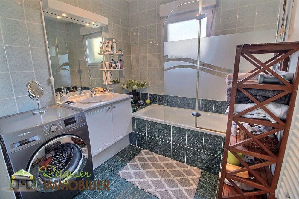 REIGNIER CENTRE  T3 en rez-de-jardin avec terrasse, jardin, g